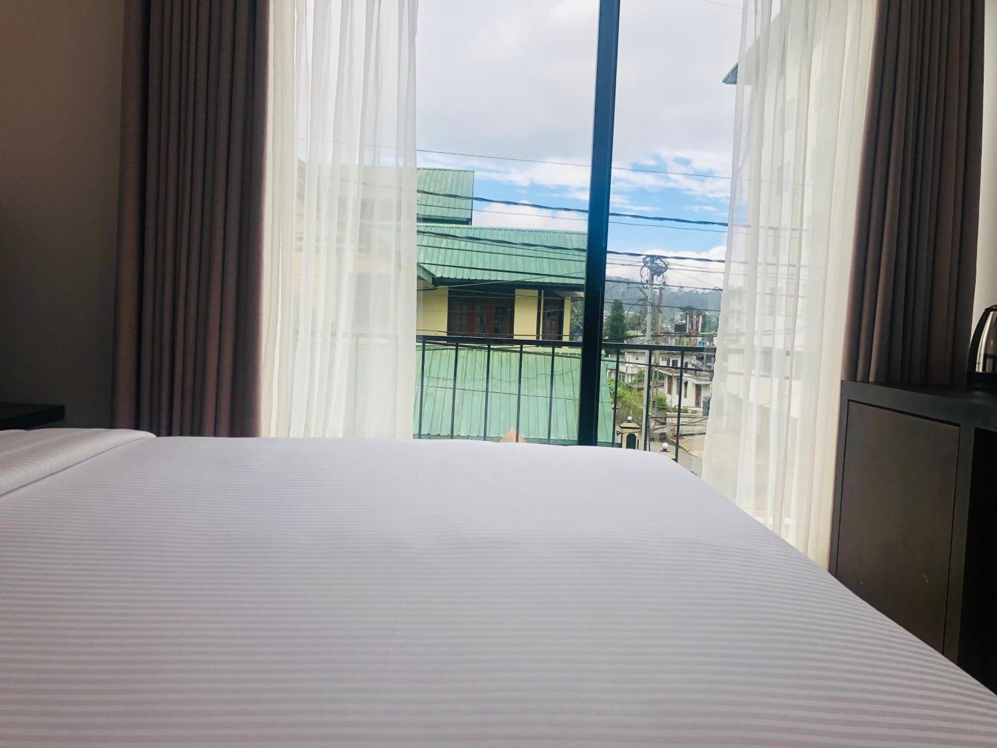 R21 Nuwara Eliya Hotel ภายนอก รูปภาพ