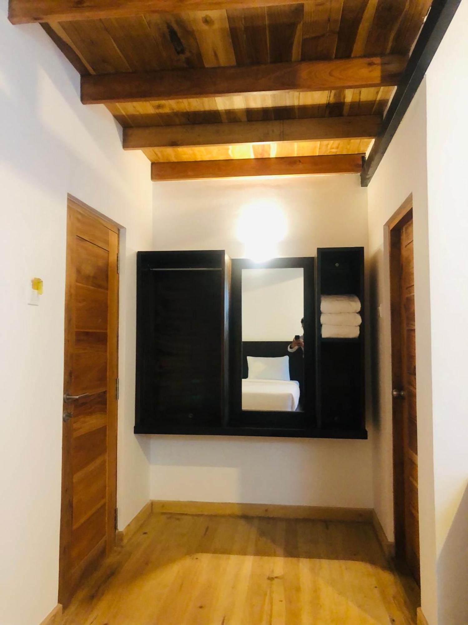 R21 Nuwara Eliya Hotel ภายนอก รูปภาพ
