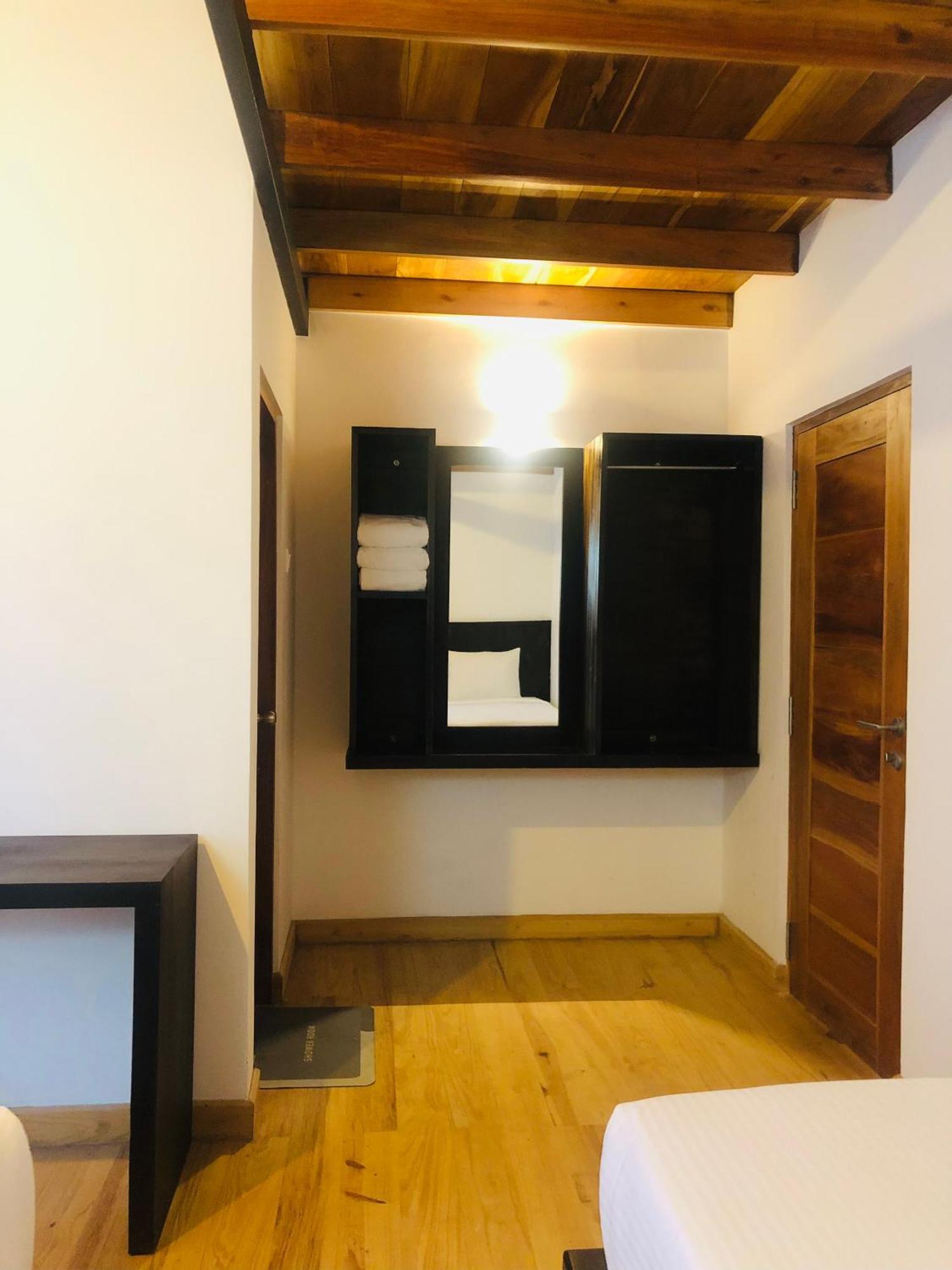 R21 Nuwara Eliya Hotel ภายนอก รูปภาพ