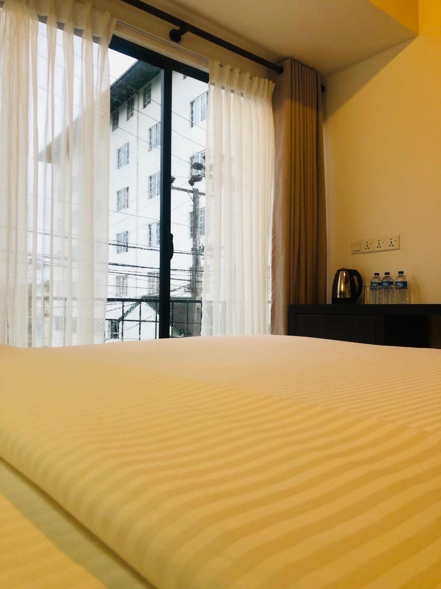 R21 Nuwara Eliya Hotel ภายนอก รูปภาพ