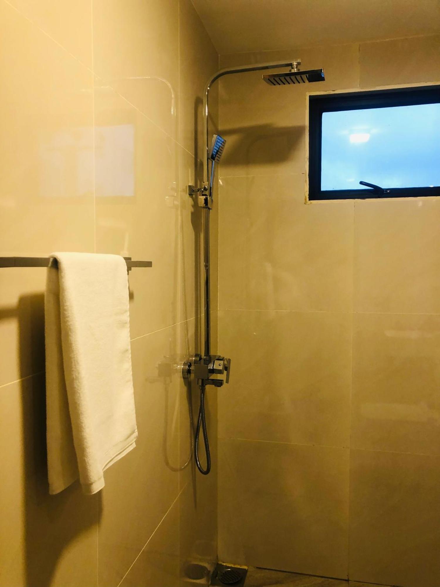 R21 Nuwara Eliya Hotel ภายนอก รูปภาพ