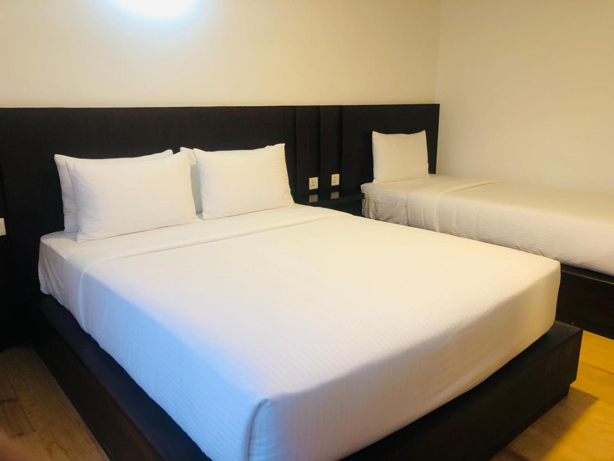 R21 Nuwara Eliya Hotel ภายนอก รูปภาพ