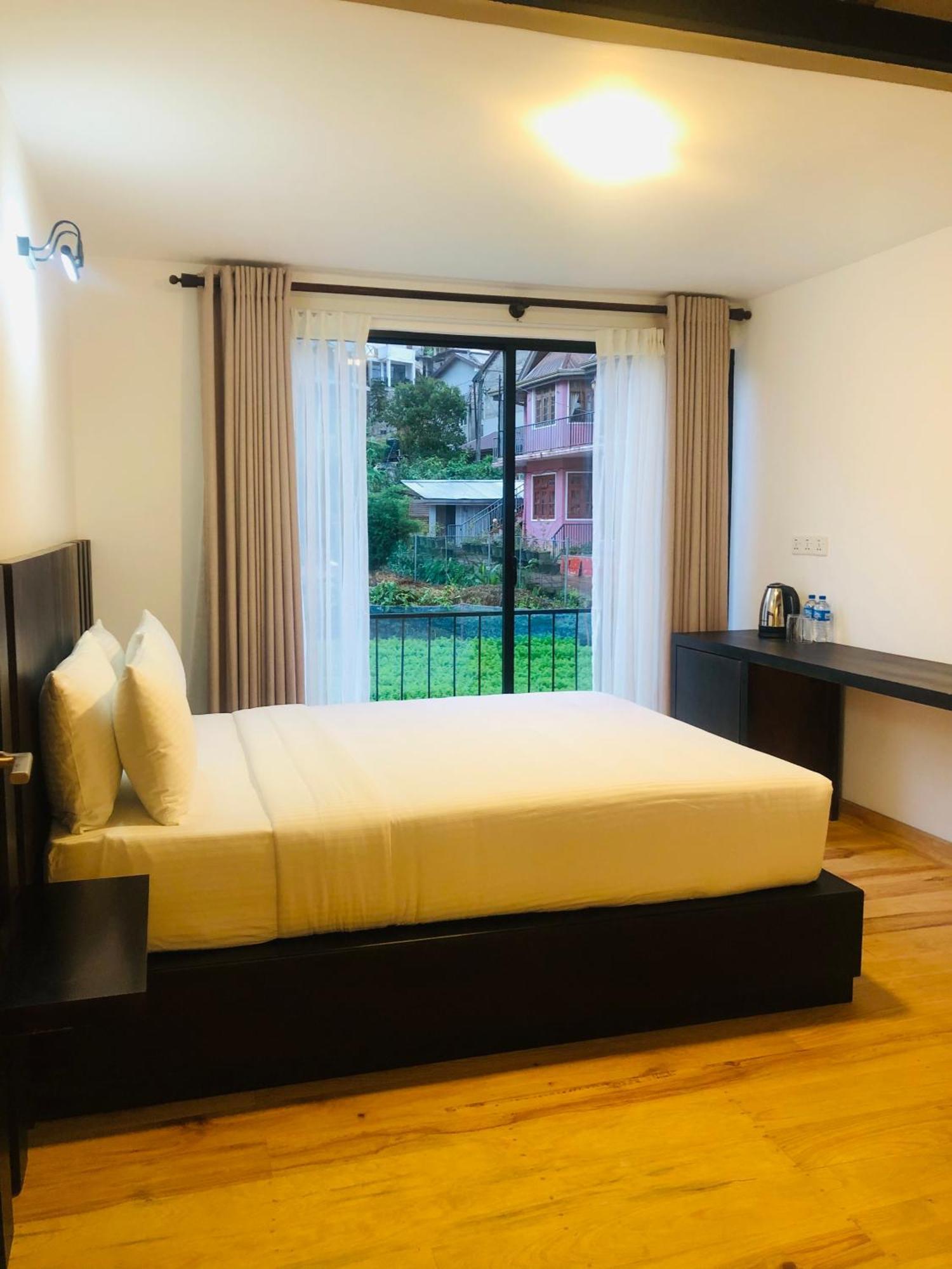 R21 Nuwara Eliya Hotel ภายนอก รูปภาพ