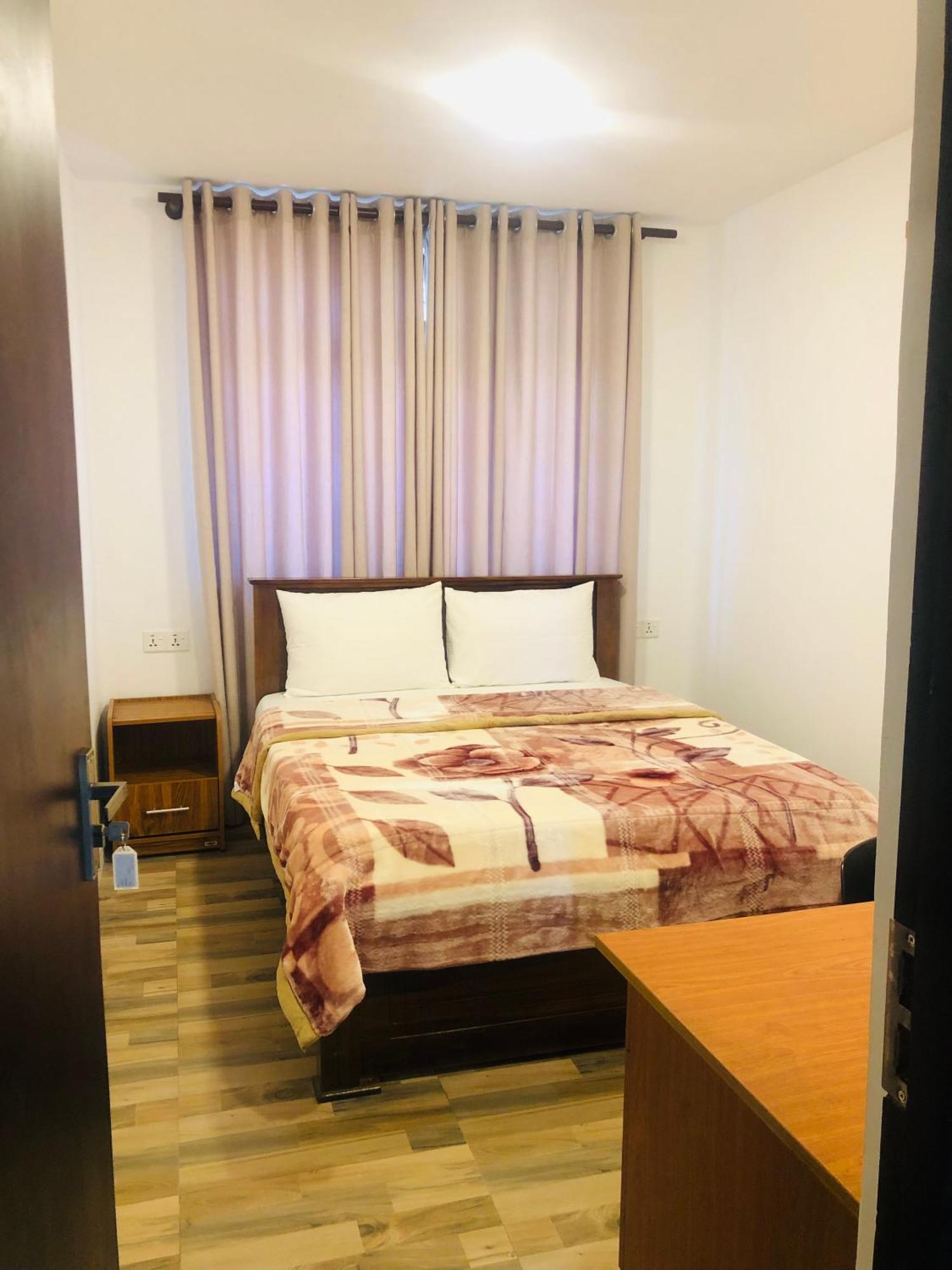 R21 Nuwara Eliya Hotel ภายนอก รูปภาพ